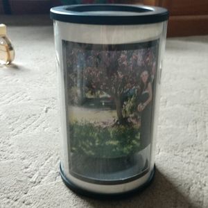 Glass tower picture frame